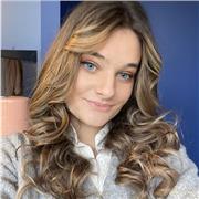 En capacité d’apporter du soutien scolaire dans toutes les matières générales en primaire et collège